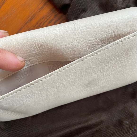 Michael Kors wallet - Picture 6 of 7